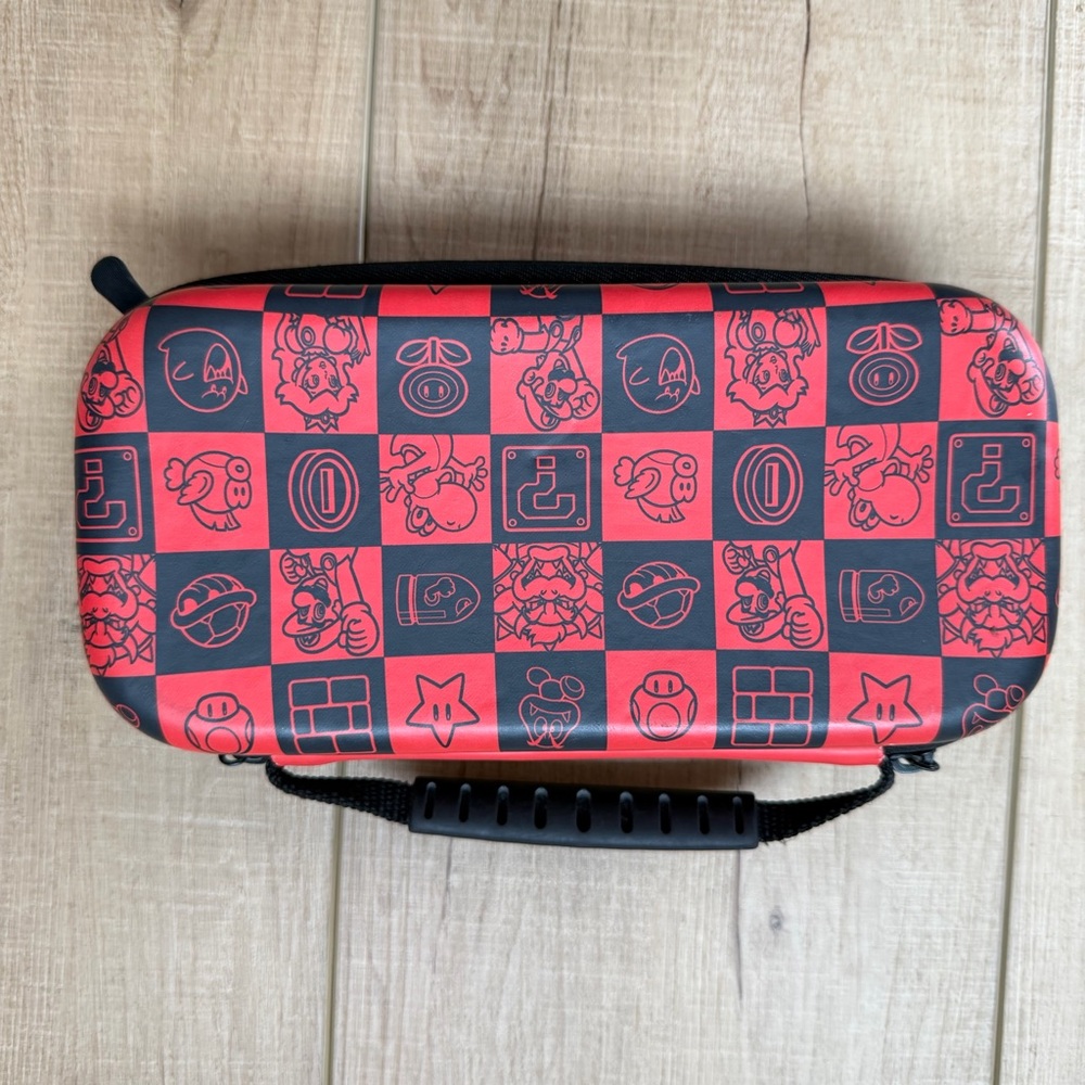 Super Mario Protection Case Kit Nintendo Switch Lite Black/Red